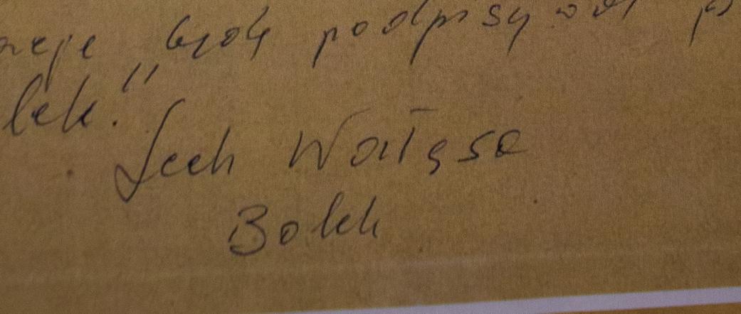 Tak zmieniał się podpis Wałęsy