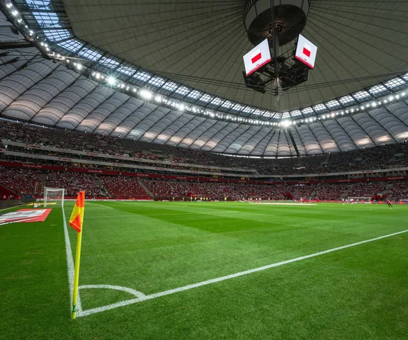 Zmiana decyzji ws. meczu Polska-Holandia. Zamkną dach PGE Narodowego