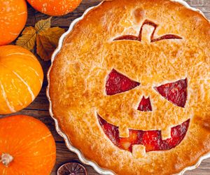 Upiornie dobre ciasta na Halloween – 10 pomysłów na słodkie strachy!