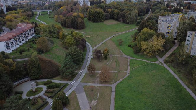 Park Rury w Lublinie w jesiennej odsłonie! Zobacz koniecznie jak teraz wygląda. Zdjęcia z ziemi i nieba