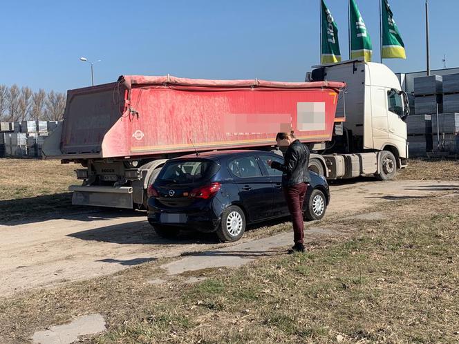 Pijany kierowca ciężarówki na ul. Chełmżyńskiej