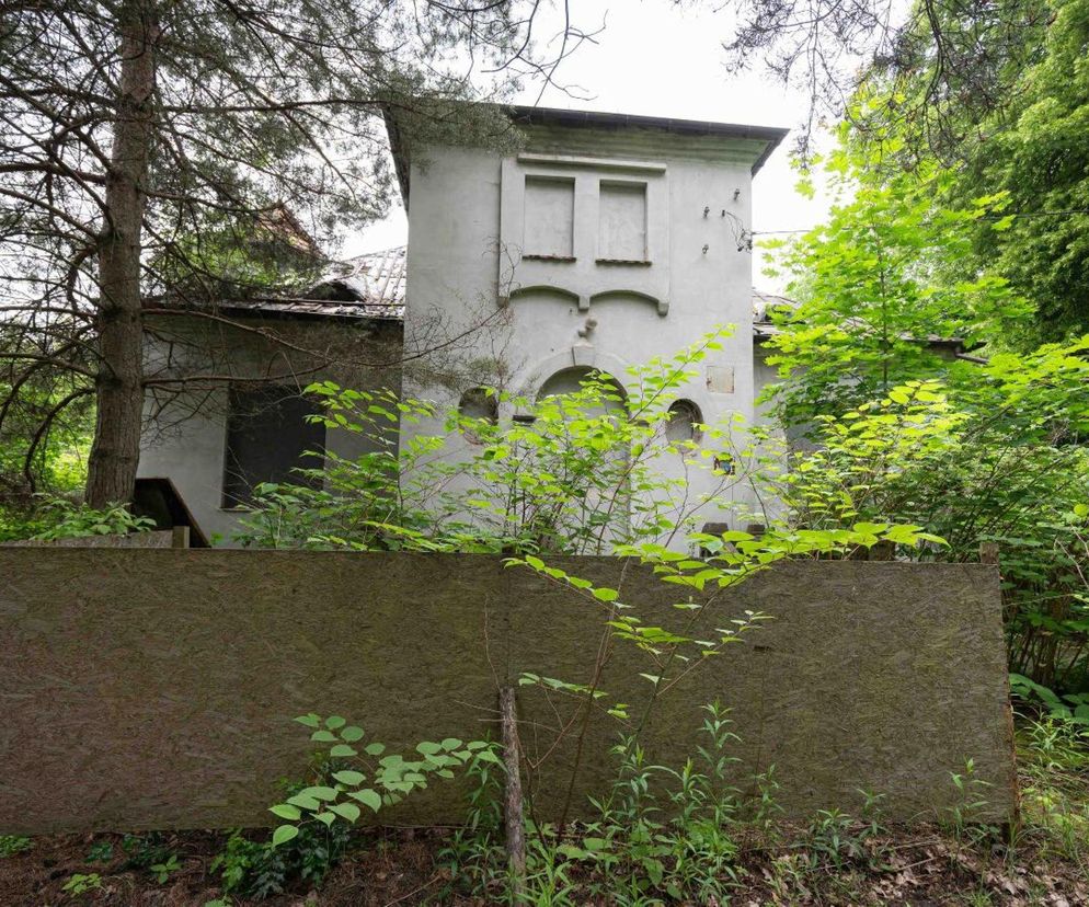 Zabytkowa willa w Warszawie jest w tragicznym stanie. Po remoncie zmieni się w muzeum