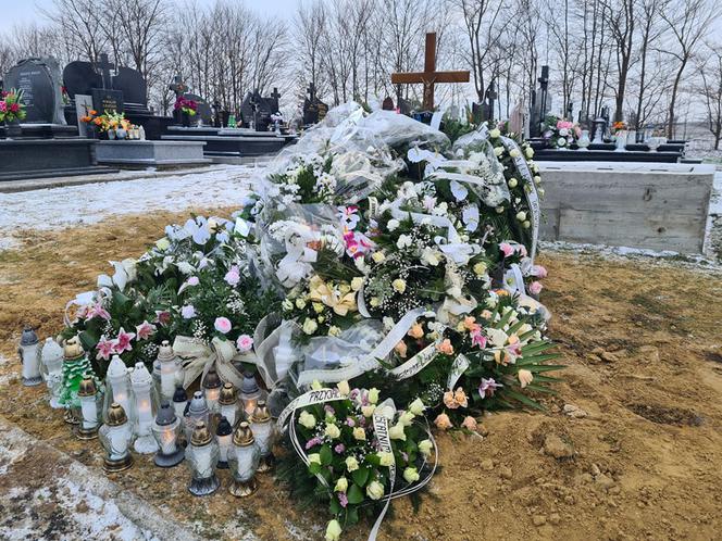 Ujezda. Grób Pauliny. Zmarła w tragicznym wypadku w Rozborzu [ZDJĘCIA]
