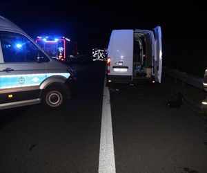 Śmiertelny wypadek w Sieprawicach. Dwóch mężczyzn zginęło podczas zmiany koła. Policja zatrzymała 31-letniego Ukraińca