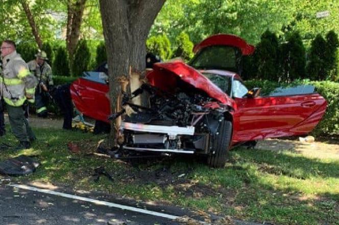 Nowa Toyota Supra kompletnie zniszczona! Jazda testowa zakończyła się na drzewie