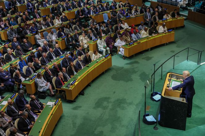 Trump: NATO powinno zestrzeliwać rosyjskie samoloty nad swoim terytorium