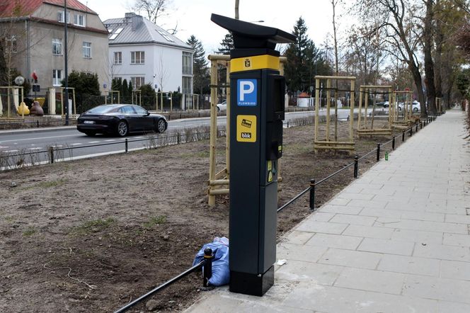  Strefa Płatnego Parkowania w Warszawie. Cud na Mokotowie. Tak wyglądał pierwszy dzień po włączeniu parkometrów