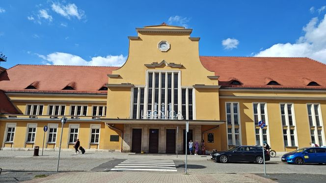 Zabytki stoją tu jeden przy drugim. To dolnoslaskie miasto wygląda jak z pocztówki, ale bez tłumów