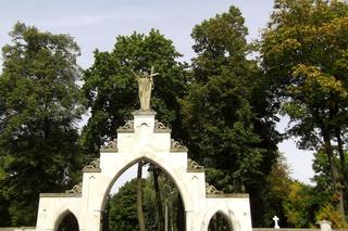 Najpiękniejsze cmentarze w Polsce