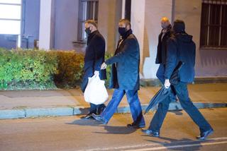 Tajna wizyta na cmentarzu. Andrzej Duda 