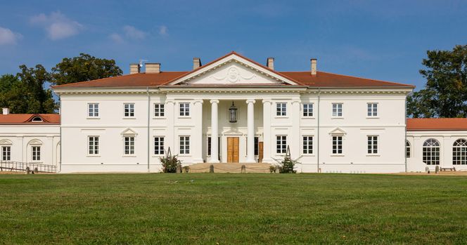 1. powiat siedlecki 1085,24 zł  per capita