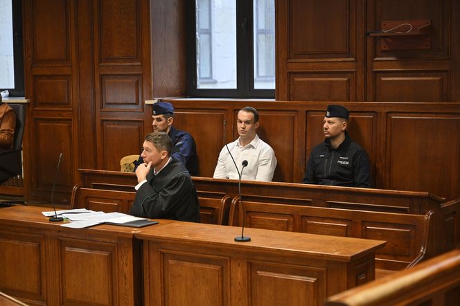 Proces Dawida Mirkowskiego o zabójstwo na Nowym Świecie. "Ja go, k***a, pociąłem!"