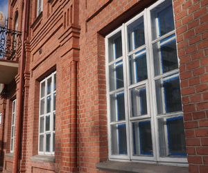 To najpiękniejsza kamienica w Białymstoku. Ceglana fasada z XIX wieku błyszczy do dziś