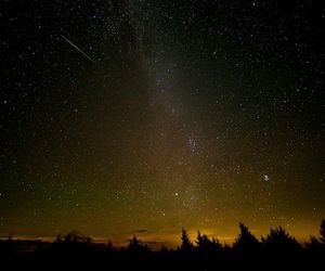 Nocne podglądanie wszechświata. Gdzie obejrzeć Perseidy w Gdańsku?