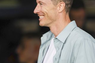 Robert Lewandowski znów jest blondynem! Fani są zachwyceni nową fryzurą piłkarza