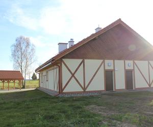 Wiejska świetlica w Ługwałdzie gotowa. Wyglądem nawiązuje do zabudowy regionalnej [ZDJĘCIA]