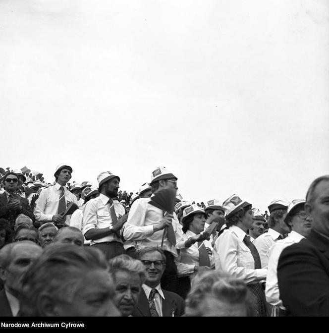 Manifestacja młodzieży na Stadionie X-lecia - 22 lipca 1979 r.