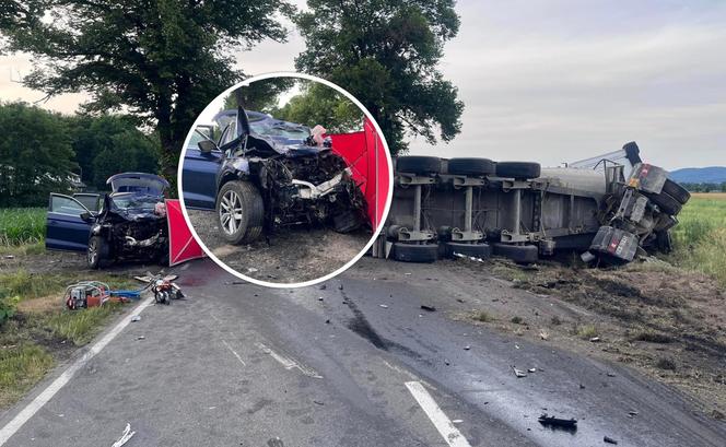 Audi zmiażdżone, ciężarówka na boku. 48-letnia kobieta zginęła w tragicznym wypadku 