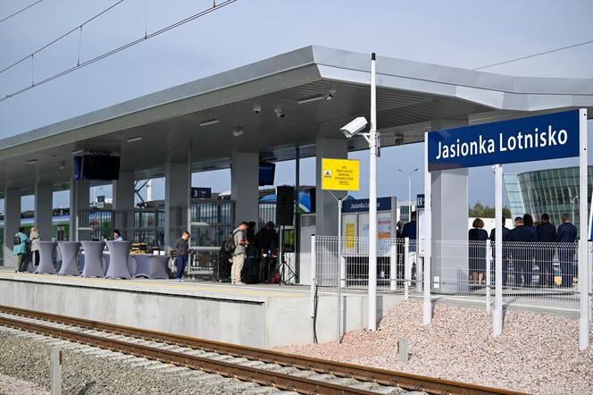 Otwarcie nowej linii kolejowej z Rzeszowa do lotniska w Jasionce