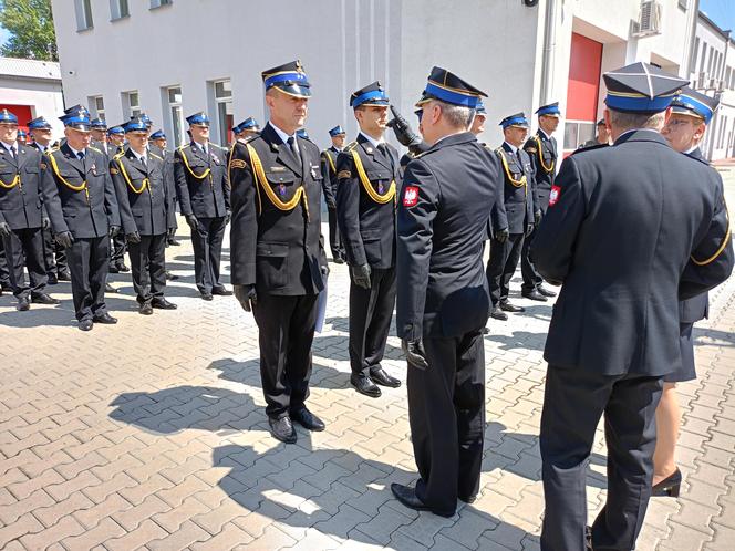 Akty nadania wyższych stopni służbowych odebrało w tym roku 21 strażaków z Komendy Miejskiej PSP w Siedlcach