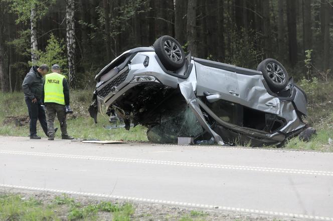 Według informacji SG, kierowca przewożący nielegalnych migrantów nie chciał poddać się kontroli i próbował uciekać