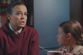 M jak miłość, odcinek 1849: Magda (Anna Mucha), Nadia (Mira Fareniuk)