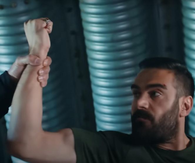 Yaman (ostatni odcinek). Śmierć bohatera w serialu "Dziedzictwo"