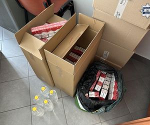 Chciał przekupić policjantów za 20 tys. zł. W garażu trzymał towar warty fortunę. Grozi mu 10 lat