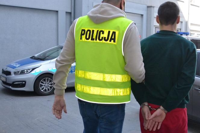 Areszt dla 30-latka, który ugodził nożem swojego brata
