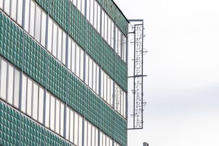 Na dachu tańczyły kieliszki, na stołach tylko plater i porcelana. Kultową Kaskadę w Łodzi budowano 6 lat, łatano dekadę