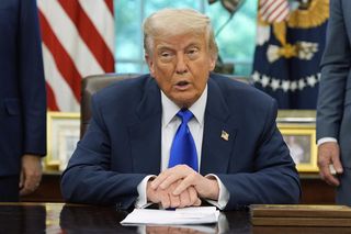 Administracja Trumpa zapłaci nielegalnym imigrantom za wyjazd z USA