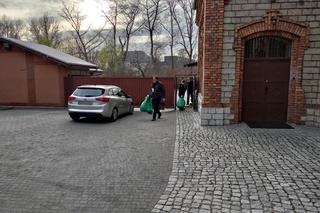 Śmierć mężczyzny na plebanii w Sosnowcu. Policja już wcześniej zatrzymała księdza Krystiana K.