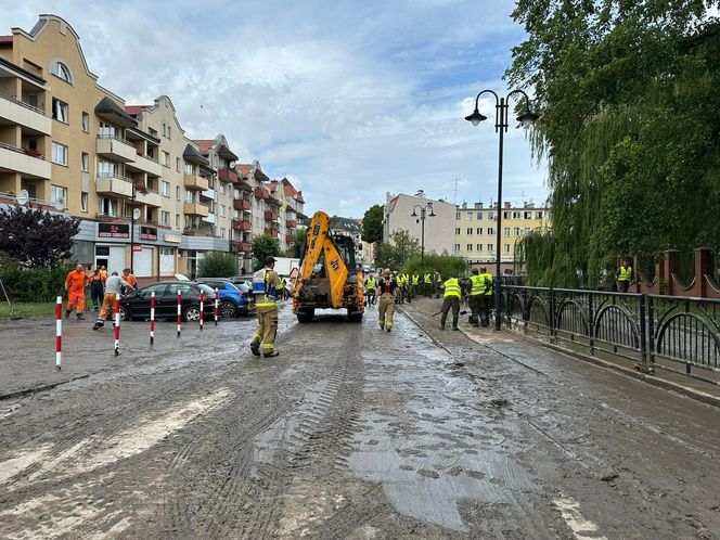 Ulewy i burze powracają. Żółte alerty w woj. warmińsko-mazurskim. Czy znowu czeka nas powódź?