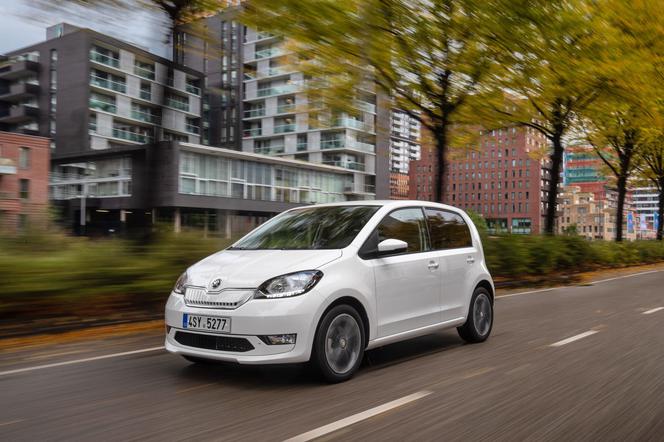 To najtańszy samochód elektryczny na polskim rynku. Skoda CITIGOe iV - PIERWSZY TEST, WIDEO, CENA