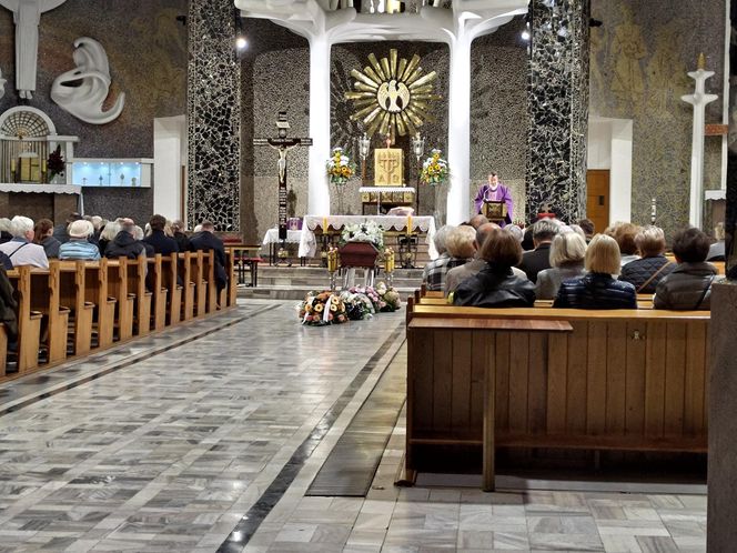 Pogrzeb Anny z Knurowa. Zginęła z rąk córki