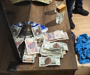 Policja rozbiła gang pseudokibiców ze Śląska. W tle handel narkotykami, przemyt i handel ludźmi