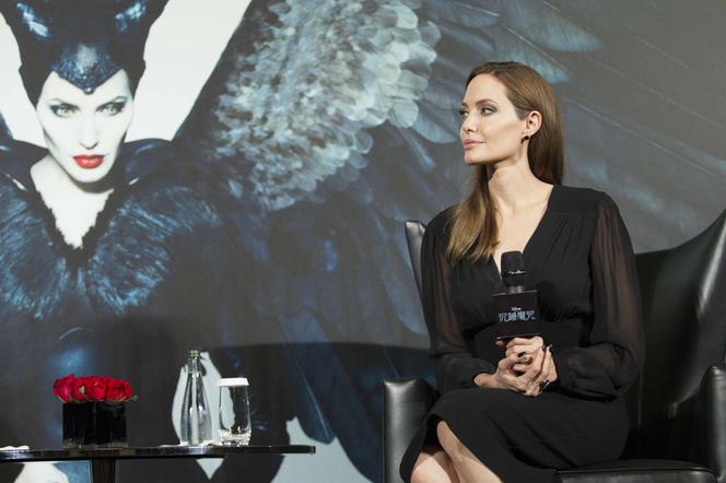 Angelina Jolie na premierze filmu "Czarownica" w Szanghaju