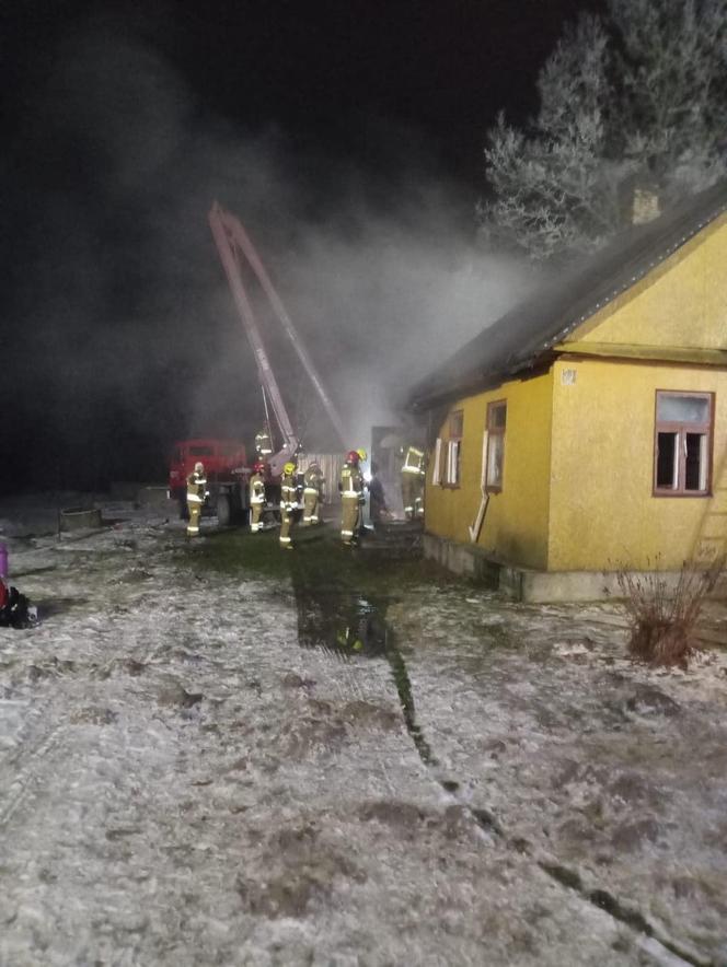 Łosice: 63-latka zginęła w pożarze domu