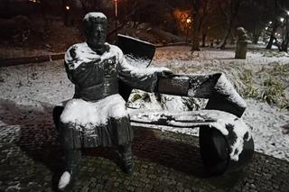 Zima w Kielcach i Świętokrzyskiem. Pierwsze opady śniegu, trudne warunki na drogach