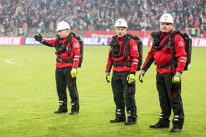 Orkiestra górnicza zagrała jak za dawnych lat, Górnik Zabrze również. Lech Poznań na kolanach