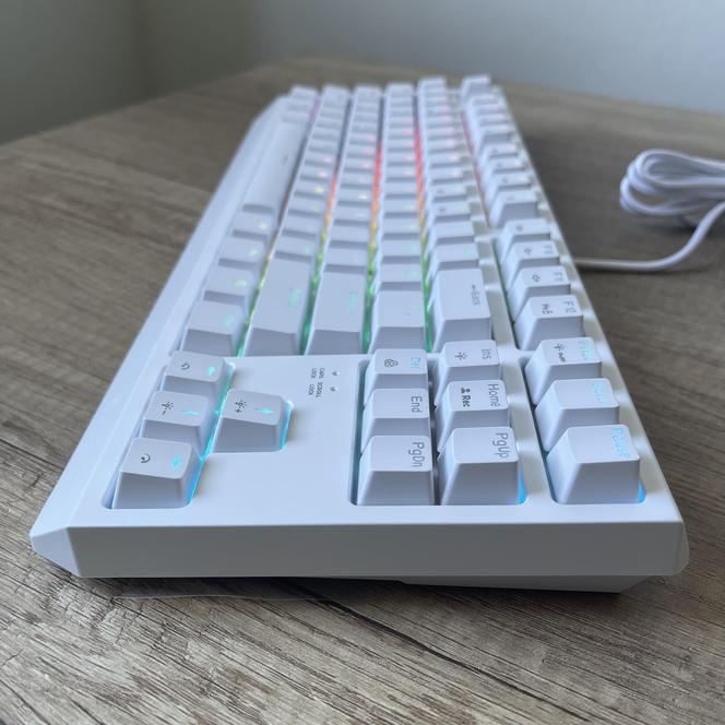 Genesis Thor 230 TKL