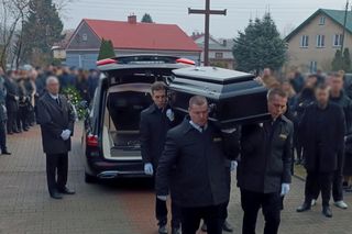 Wdowa po zastrzelonym policjancie wciąż czeka na pieniądze od państwa