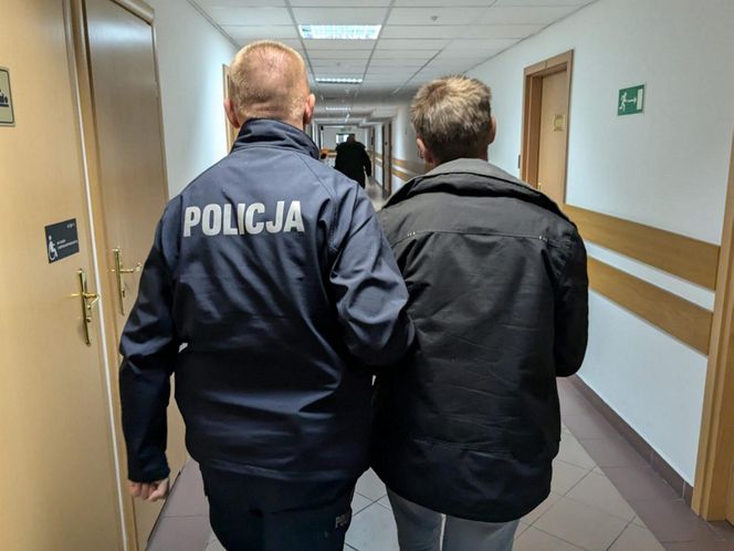 Potrącił pieszego i uciekł. Policja: Jechał pijany i z sądowym zakazem