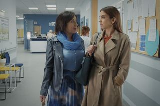 M jak miłość, odcinek 1850. Aneta (Ilona Janyst), Iwona (Hanna Śleszyńska)