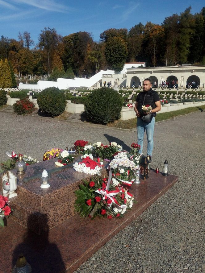 Świętokrzyska miejscowość w żałobie po śmierci trenera Damiana Jędrzejewskiego