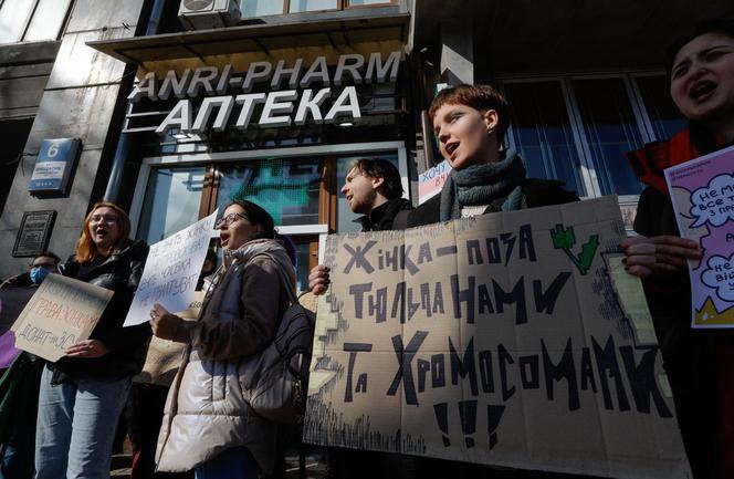 Ukraina