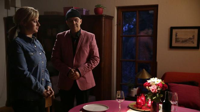 	M jak miłość, odc. 1518. Sonia (Barbara Wypych), Leon (Dariusz Toczek)