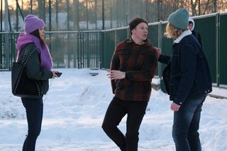 M jak miłość odc. 1719. Ania (Gabriela Świerczyńska), Kris (Stanisław Kawecki), Mariusz (Wojciech Parszewski)