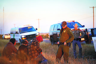 Imigranci do ośrodków, nie na wolność