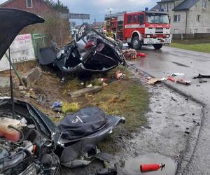 Dwie osoby zostały ranne w wypadku w Samorządkach Kolonii na terenie powiatu garwolińskiego